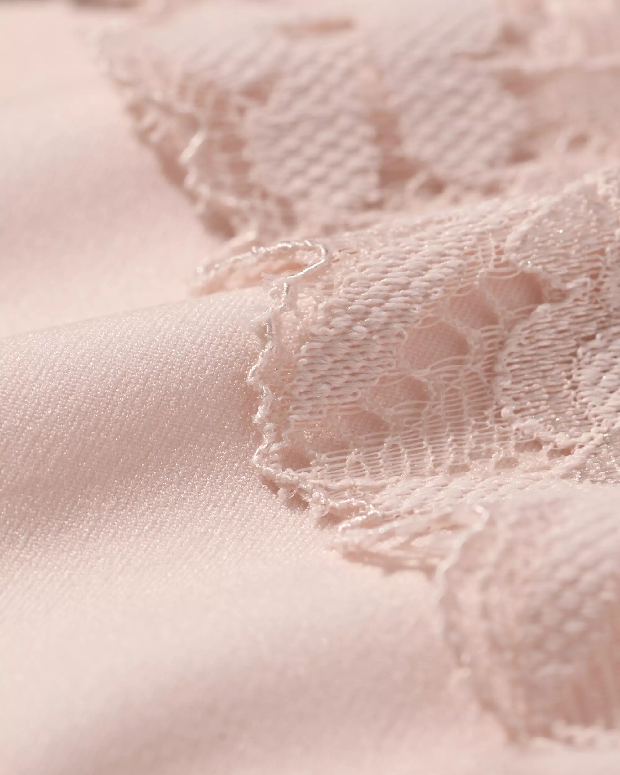 slip brésilien femme microfibre avec dentelle