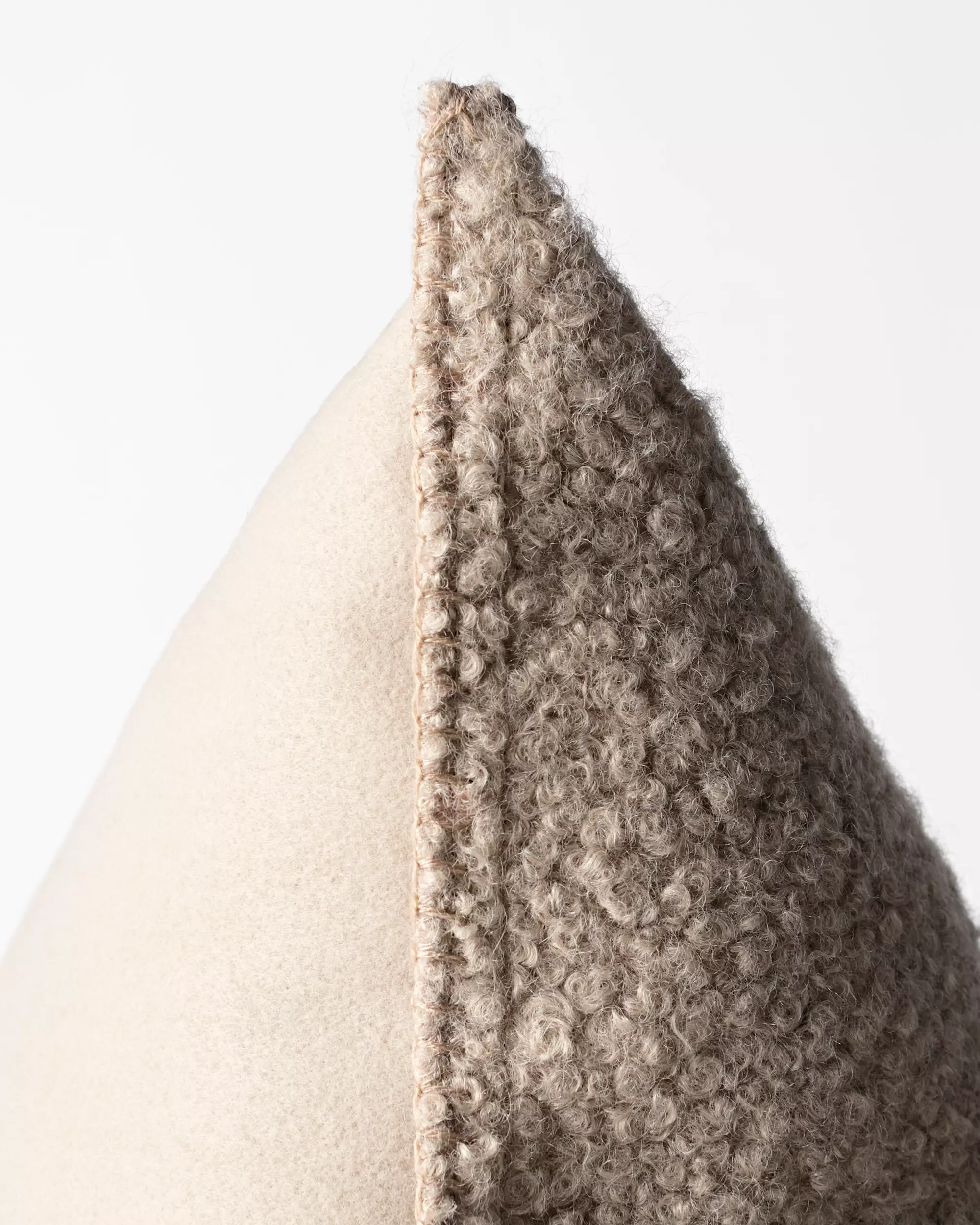 housse de coussin 50 x 50 boucle taupe