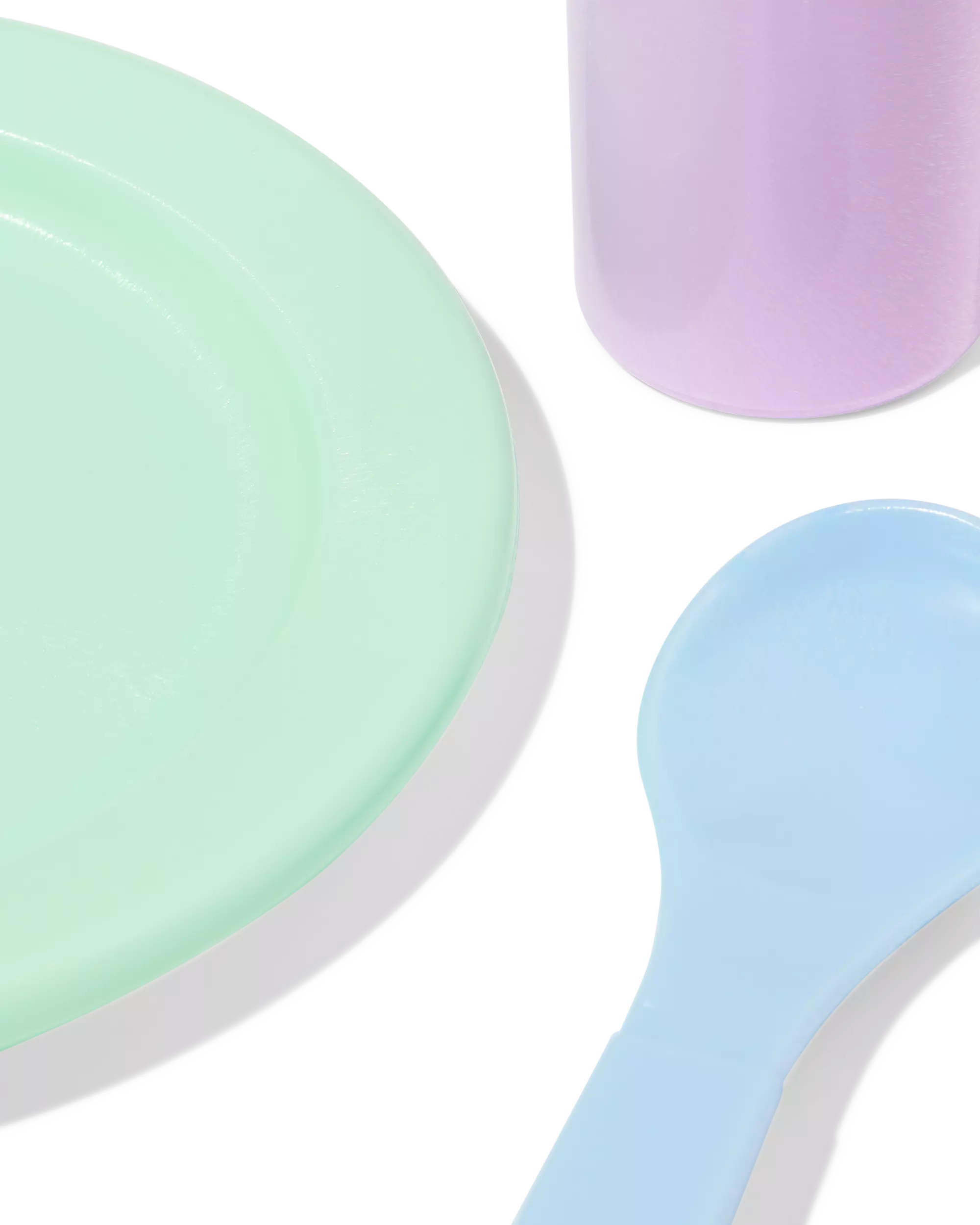 assiettes et fourchettes plastique bio