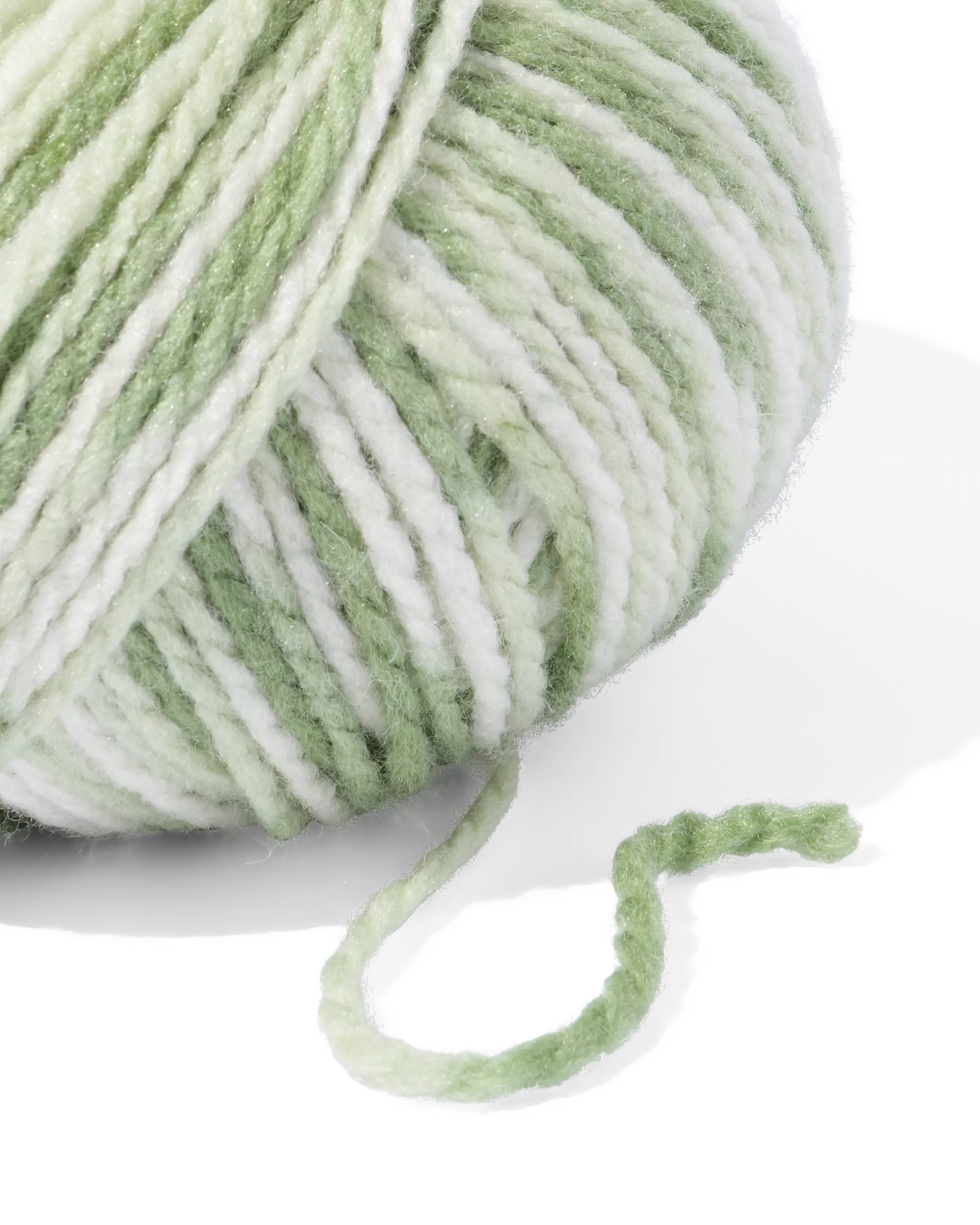 fil de laine acrylique vert mélangé 100g 165m