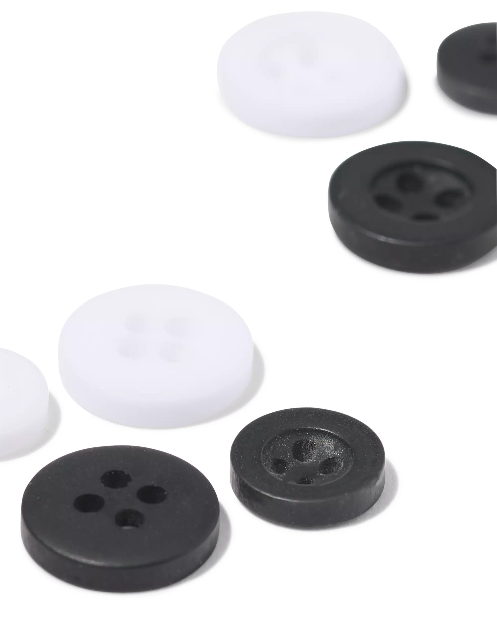Knopfset Schwarz-Weiß – 8 Stück