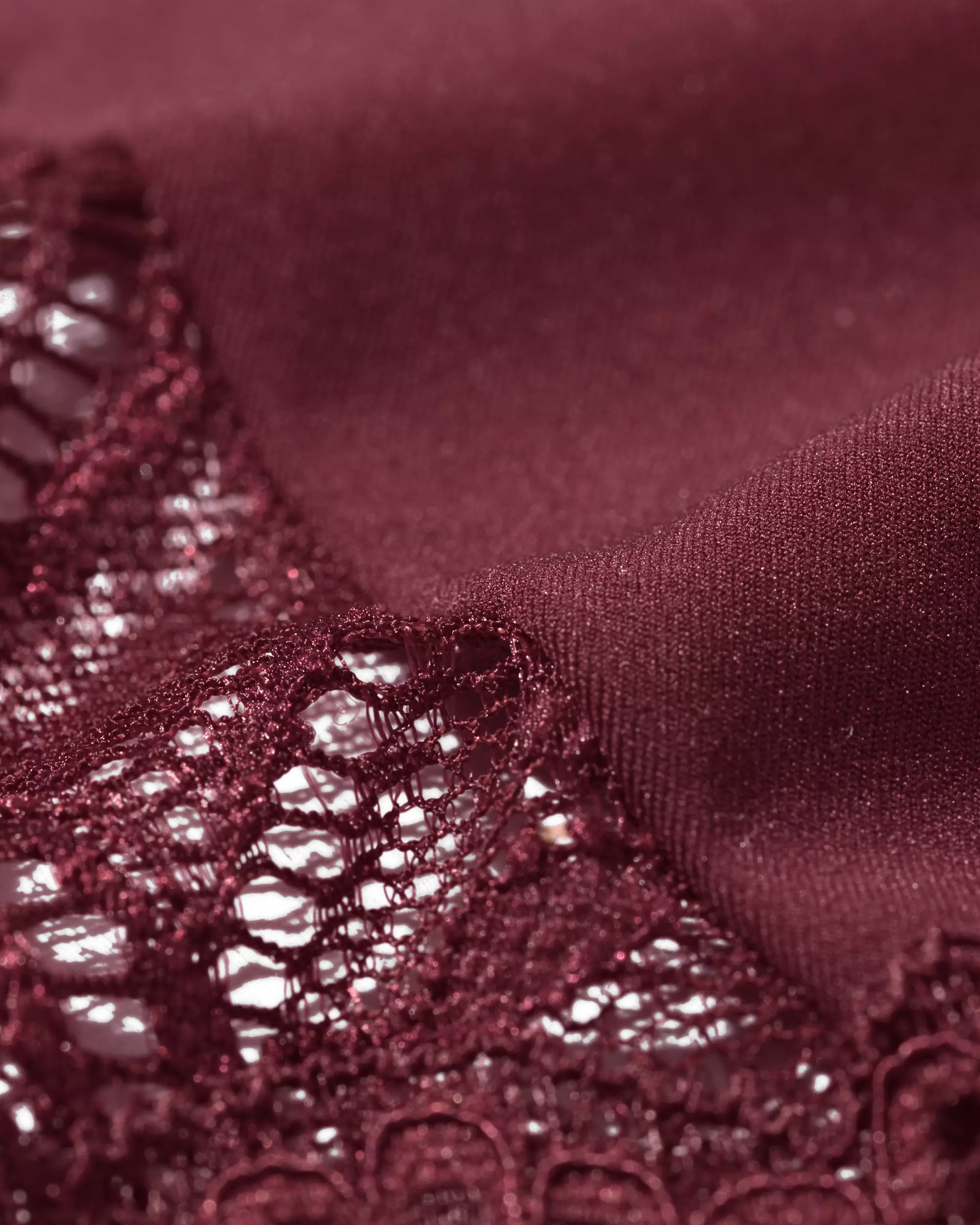 string femme microfibre