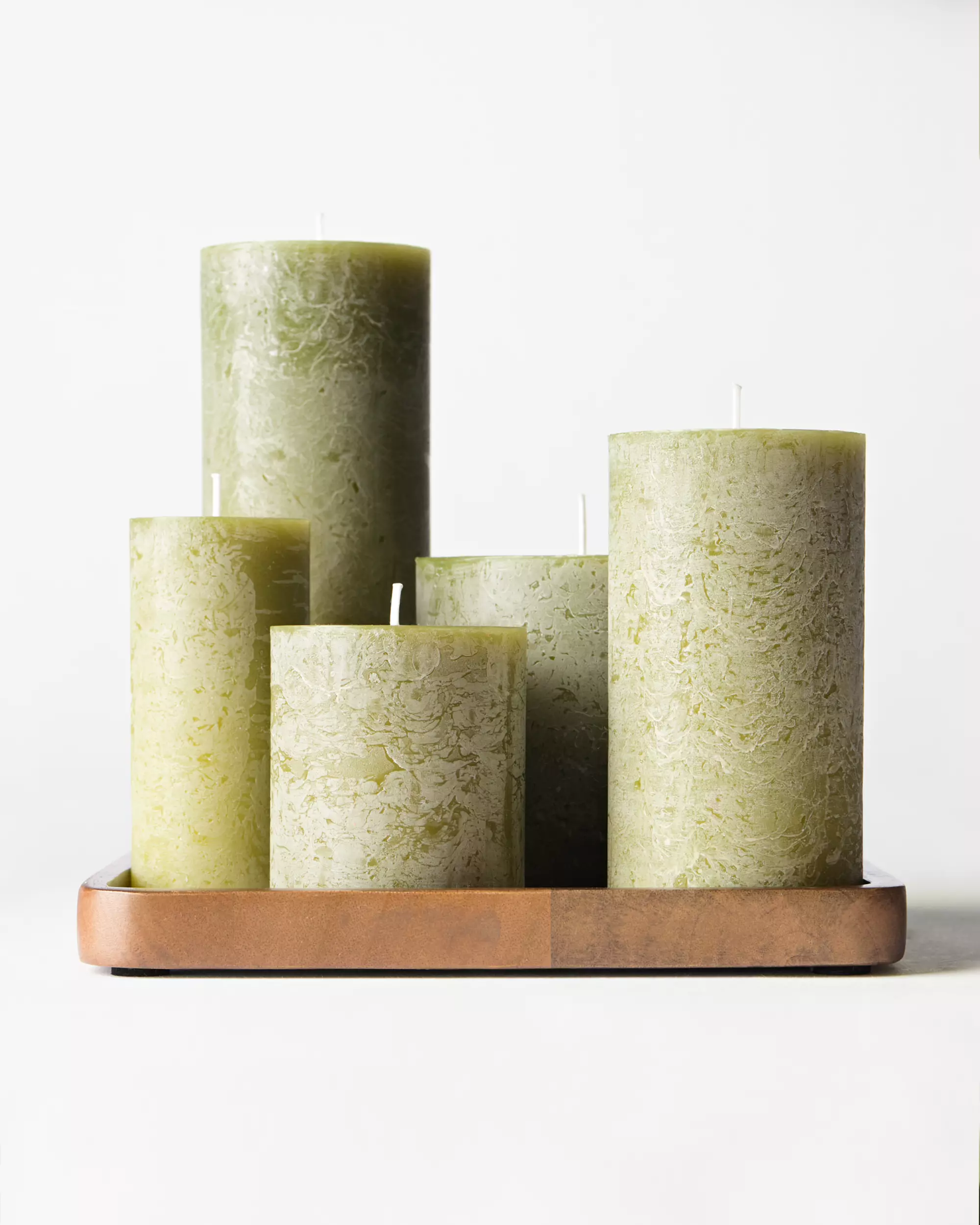 bougie cylindrique ⌀7x13cm rustique couleur olive