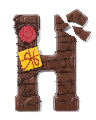 Lettre en chocolat d&eacute;cor&eacute;e &agrave; la main lait H 180g H lait - 24427408 - HEMA